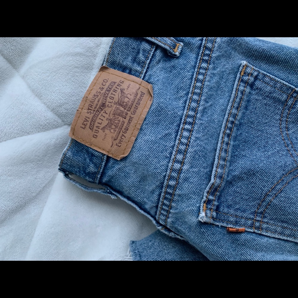 VINTAGE LEVI MOM JEANS - Picture 2 of 3